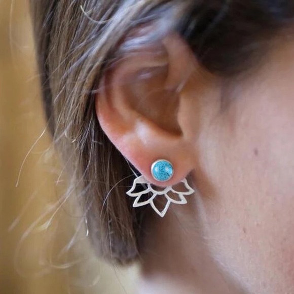 🆕 Lotus Leaf Earring Jacket Studs - Picture 3 of 7